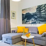 Polai Center Apartments
