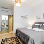 Polai Center Apartments